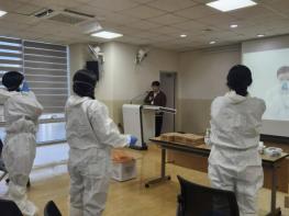 동두천시보건소, 감염병 발생 대비 개인보호구 착·탈의 실습 실시 기사 이미지