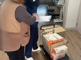 고창군보건소, 재가 치매 중점관리 대상자에 안심돌봄 꾸러미 지원 기사 이미지