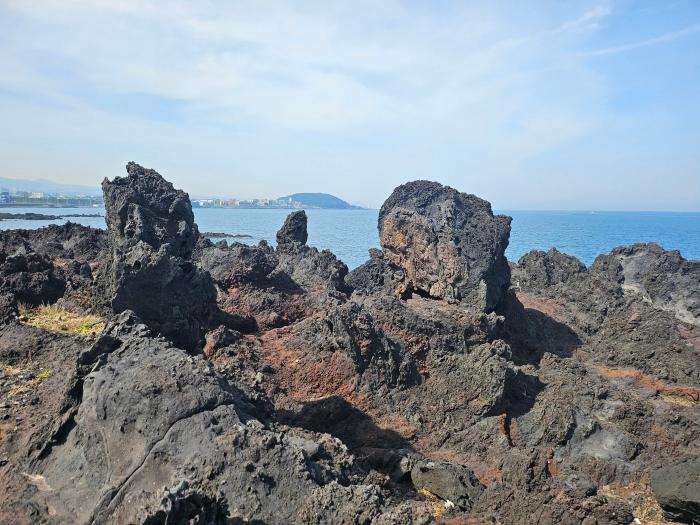 소수의 무한성 증명 새로운 기초 논리, 홀수는 홀수 곱하기 홀수인 합성수와 나머지는 소수로 이루어져있다 챗GPT, '독창적' 기사 이미지