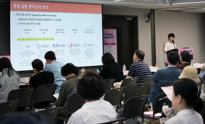 타이레놀·니코레트, 팜엑스포서 약사 대상 진통제 복약상담·금연상담 중요성 조명