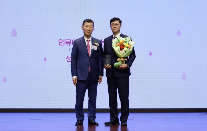 한미그룹, 제약업계 최장기 공익 캠페인 ‘사랑의 헌혈’로 적십자사 표창