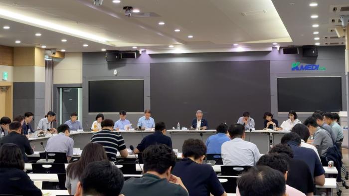 케이메디허브, 반기 성과·전략점검회의 개최…기업지원 결실·AI 전환 박차
