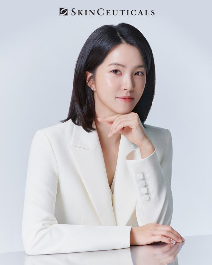 10년 연속 전 세계 1위* 스킨수티컬즈, 입증된 항산화 과학을 대변할 스킨케어 앰배서더로 아나운서 출신 강지영 발탁