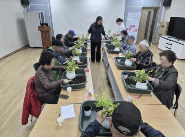 당진시, 치매 환자 가족 돌봄 부담 덜어주는 가족 지원 프로그램 성료