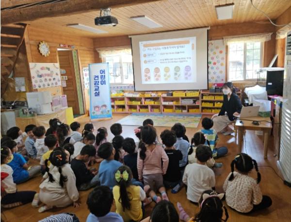어릴때 입맛이 평생 건강! 강진군 ‘어린이 영양교실’ 인기