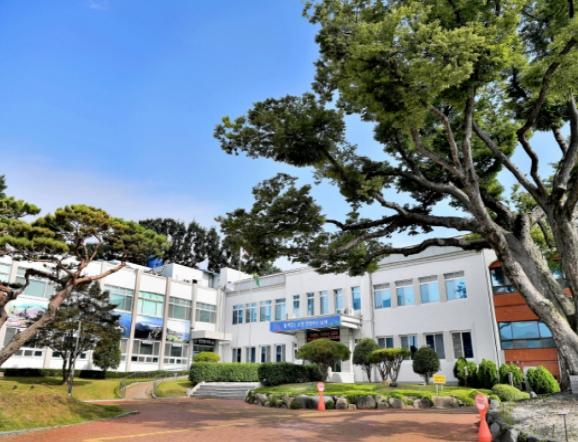 남해군보건소, 구강보건의 날 기념 ‘맞춤형 건강 행사’