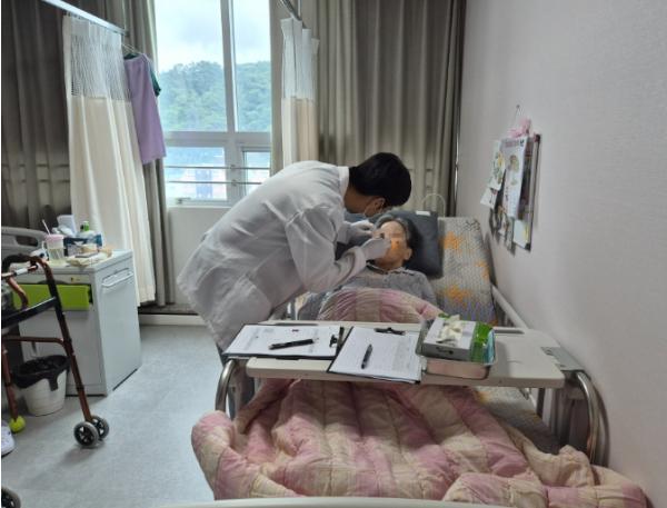 거제시 보건소, ‘맞춤형 분류’도입으로 재가 노인 구강건강관리 강화