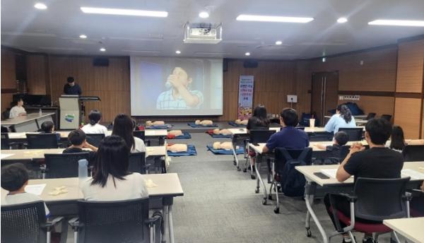 의정부시 보건소, 유아‧초등학생 및 학부모 대상 무료 심폐소생술 교육 실시