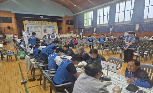 김해시, 농촌 의료 공백 채우는 ‘농촌왕진버스’ 운행