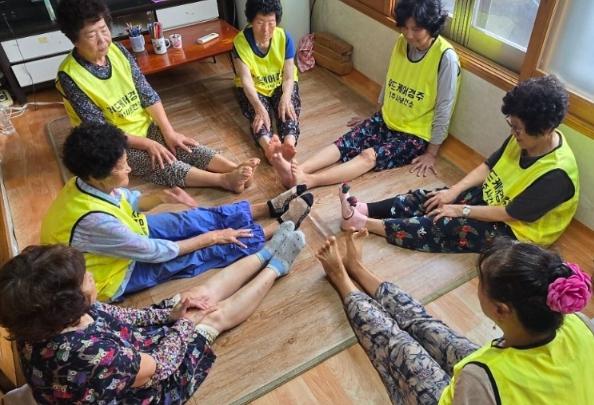 경주시, 시니어 건강리더와 함께하는 ‘위드케어, 경주’ 운영