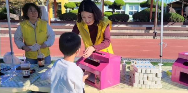 “내 손, 정말 깨끗할까?”… 서귀포시 서부보건소, 올바른 손씻기 체험 홍보